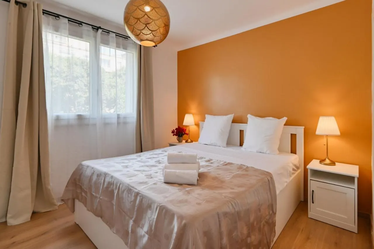 Mazargues Furnished Flat Lägenhet Marseille 0*,
